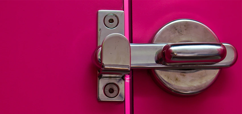Childproof Gate Lock in Soquel, California